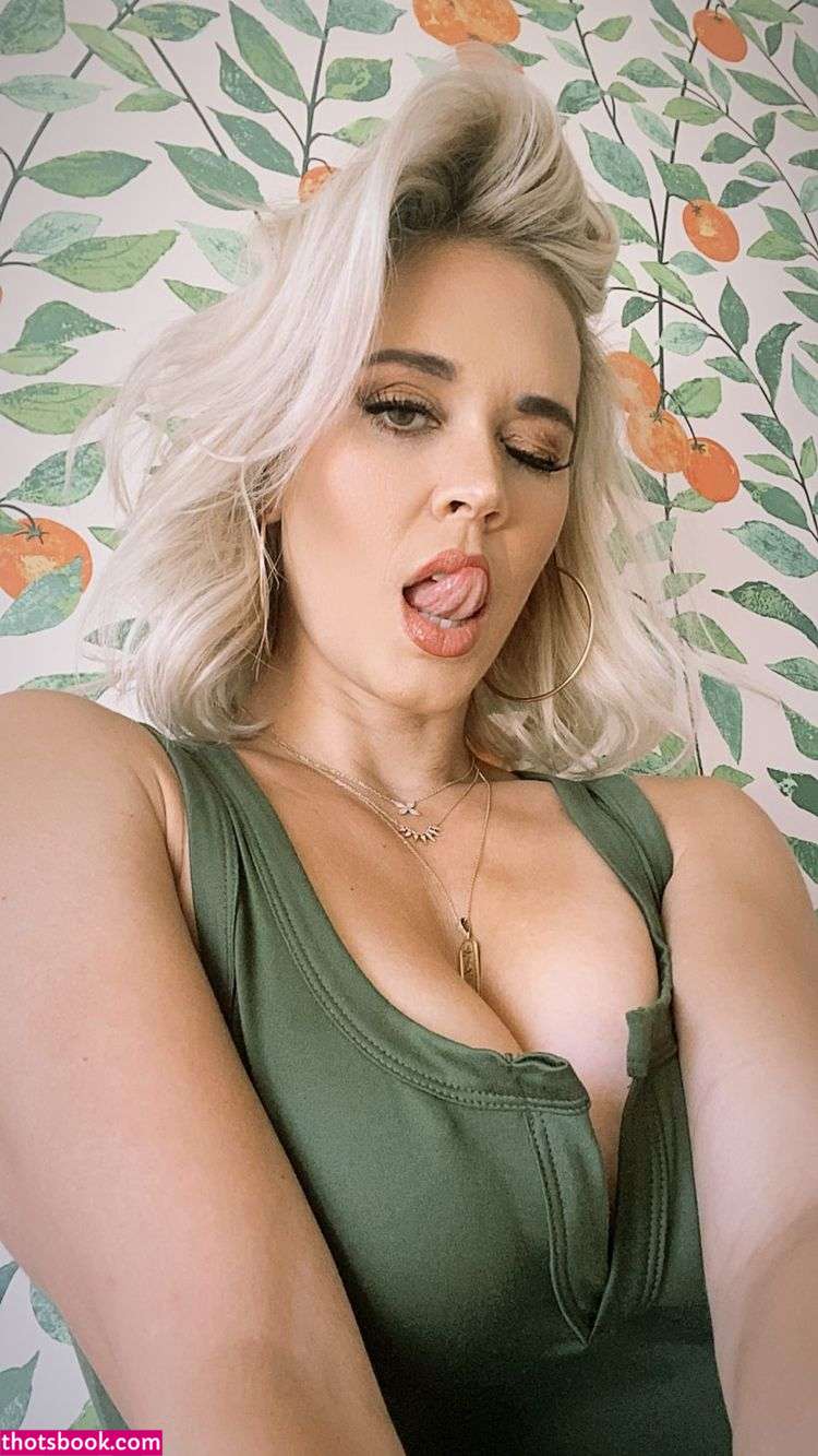 Lauren Compton Nude OnlyFans Photos #8 384404