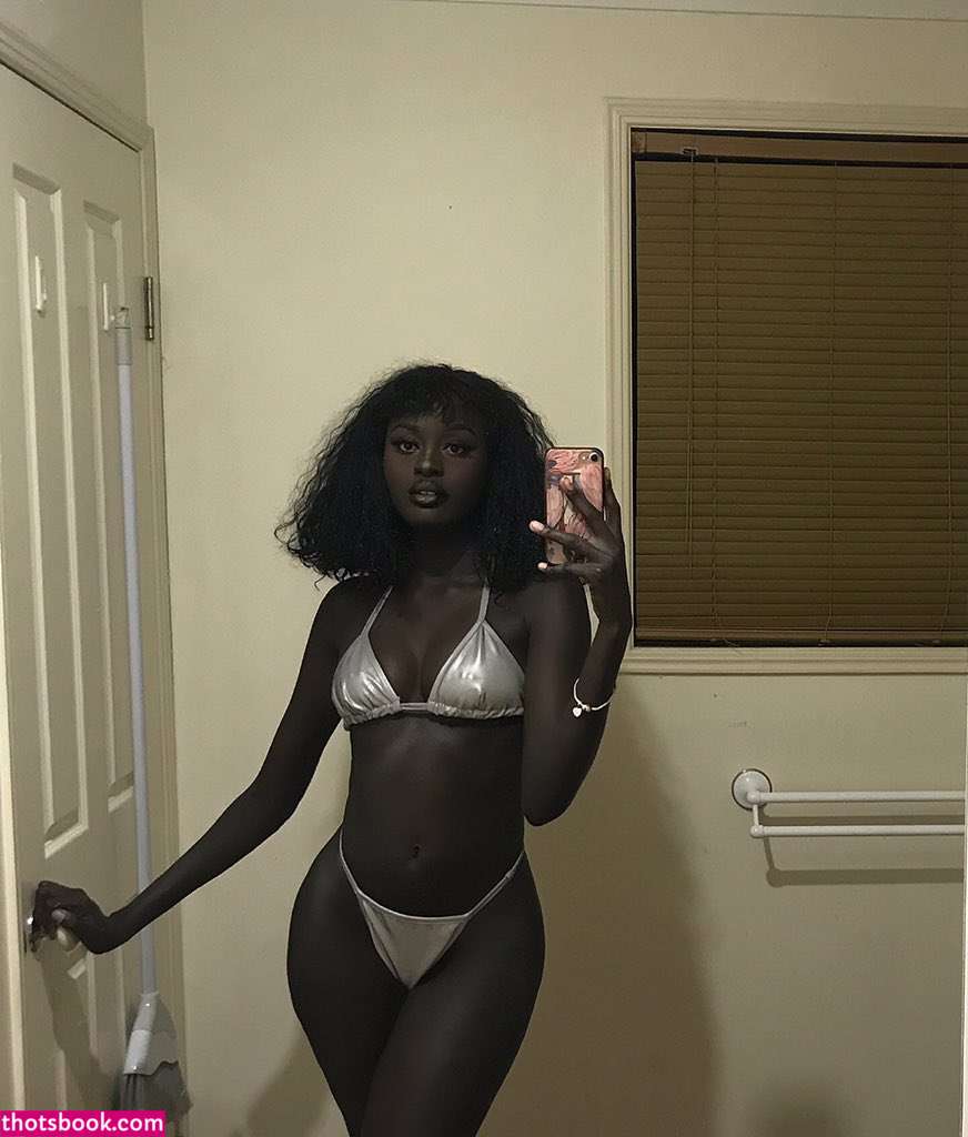 Anyang Deng Nude OnlyFans Photos #1 379886