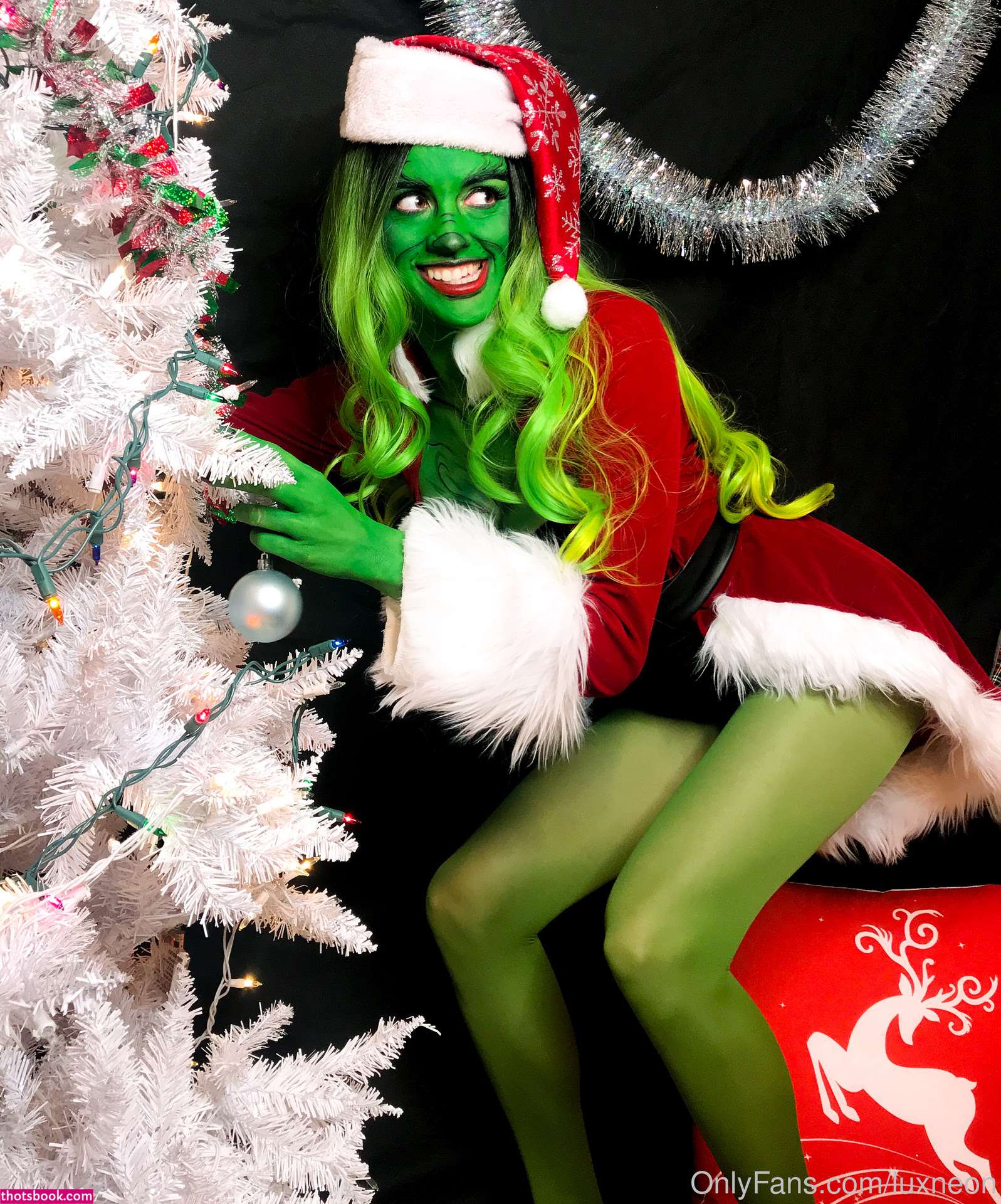 Luxneon Nude OnlyFans Photos #14 1248187