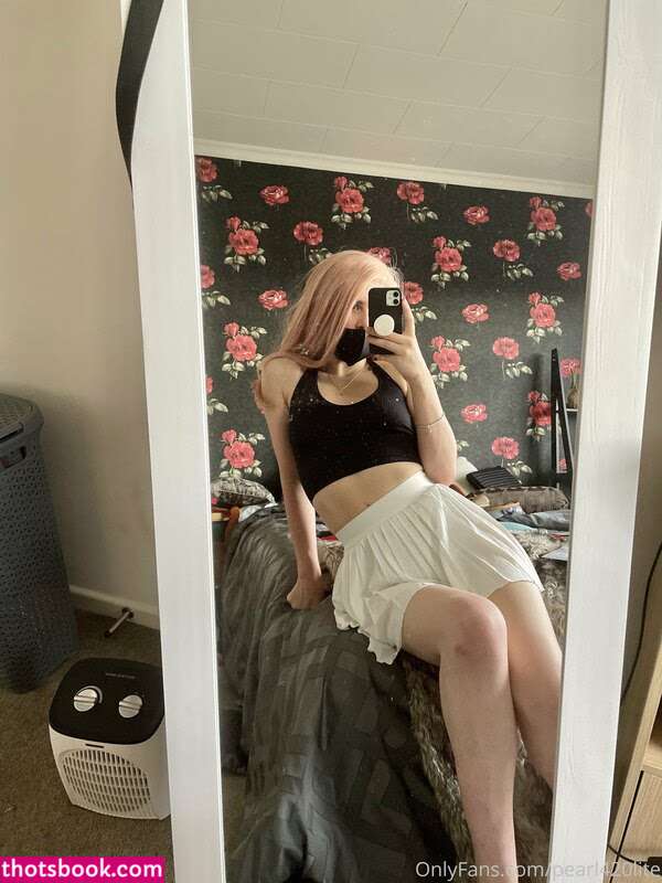 Pearl420 Pearl420x Nude OnlyFans Photos #1 1230601