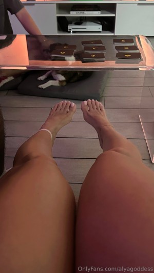 Alyafeets AlyaGoddess Nude OnlyFans Photos #5