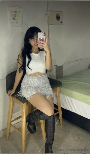 Rosiebaee rosieglassy Nude Leaks OnlyFans Photos #3