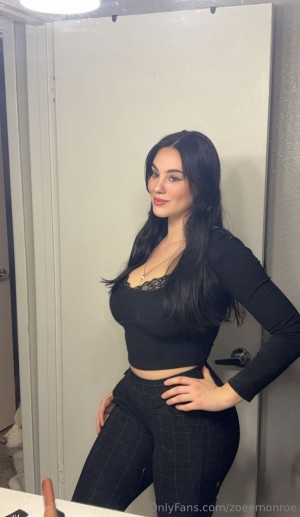 zoeemonroe Nude Leaks OnlyFans Photos #4