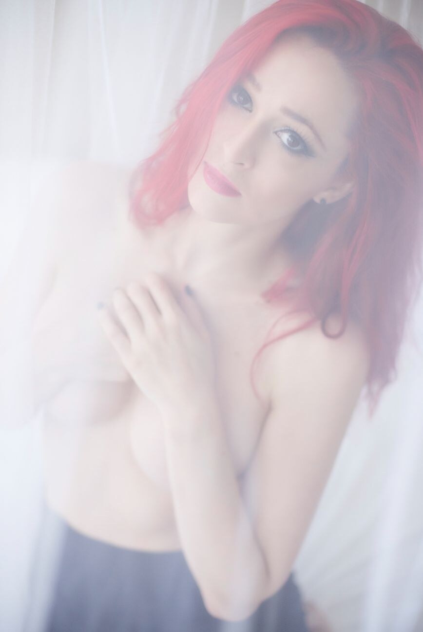 Jaclyn Glenn Nude Lingerie 6714