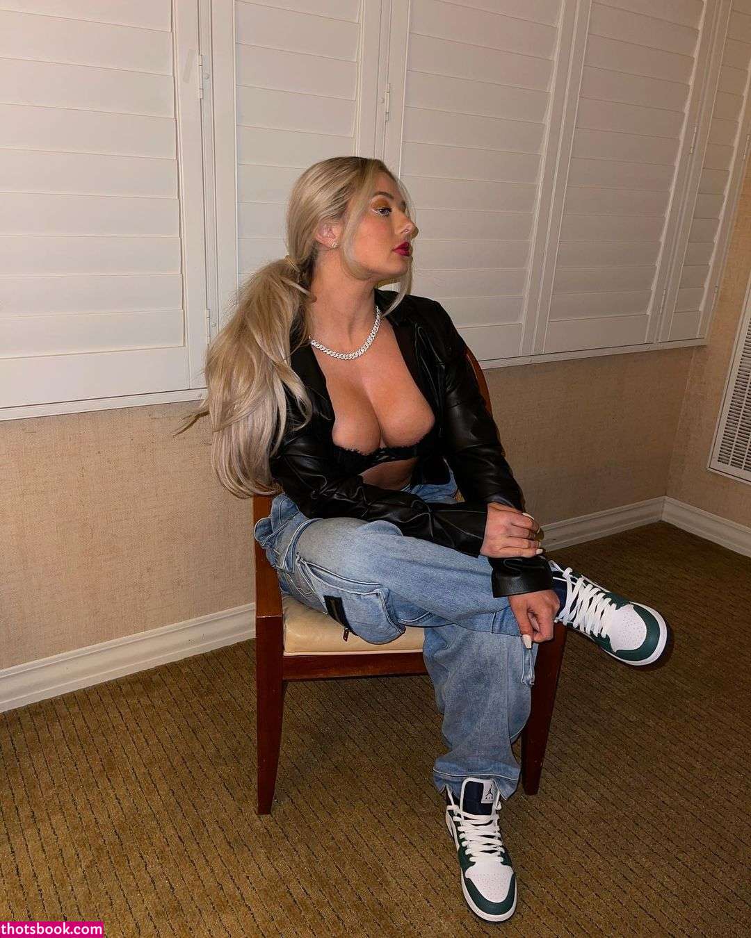 Miranda Cohen Nude Photos #3 361701