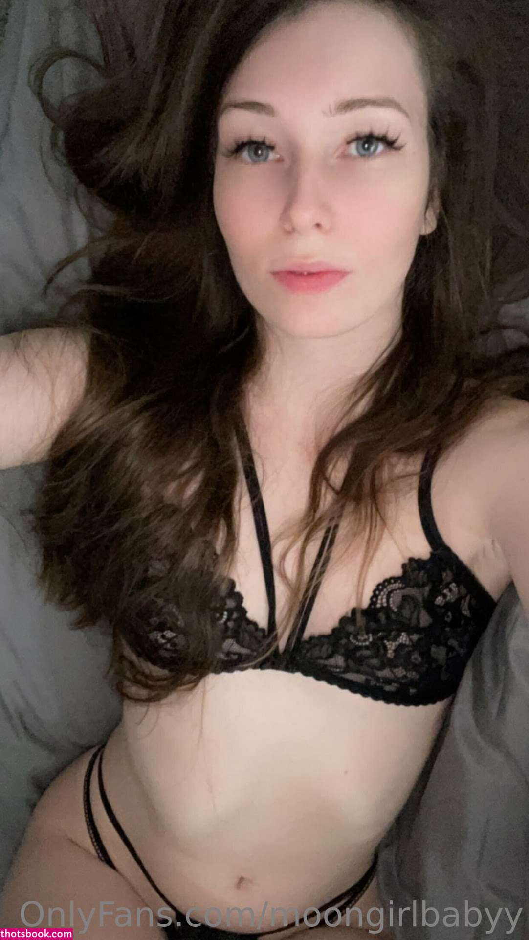 eisvina13  m00ng1rlbabyy Nude OnlyFans Photos #3 346533