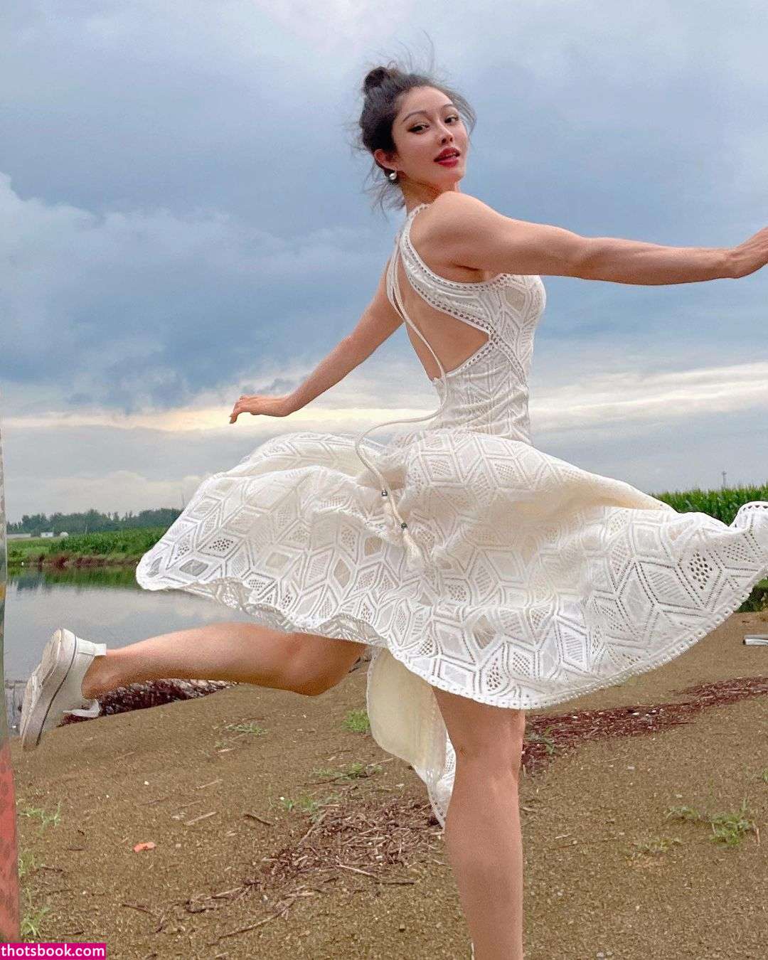 Yuan Herong Nude Photos #4 349181