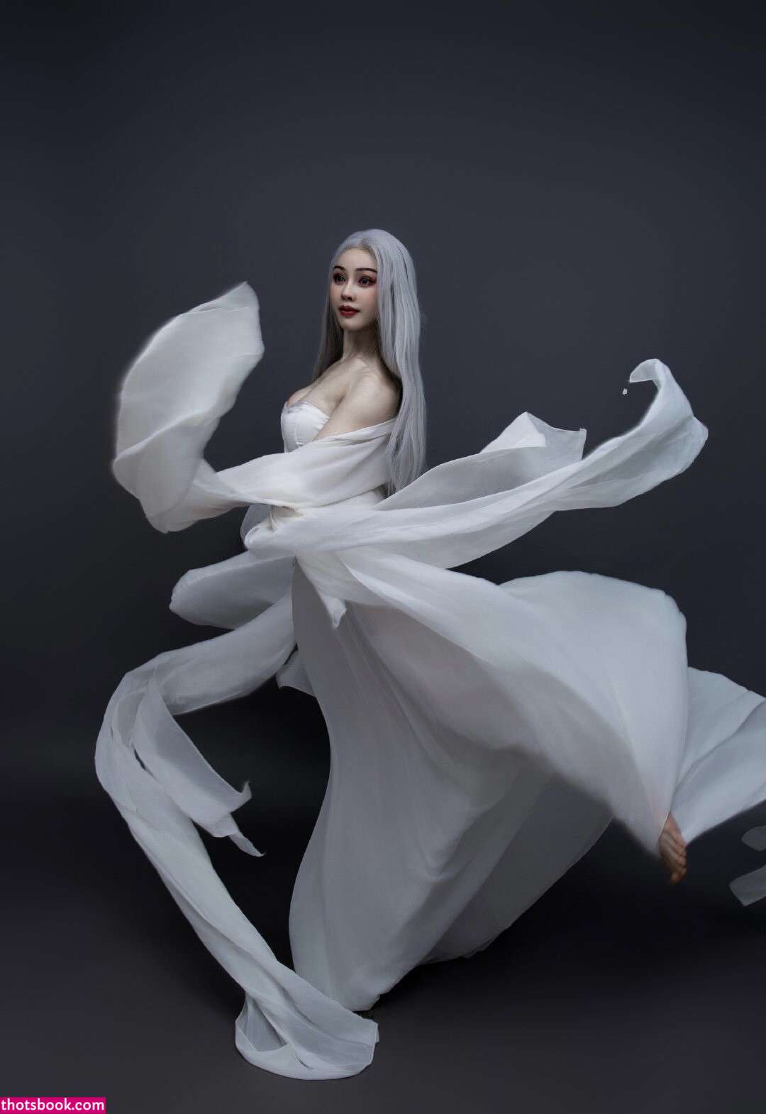 Yuan Herong Nude Photos #9 349640