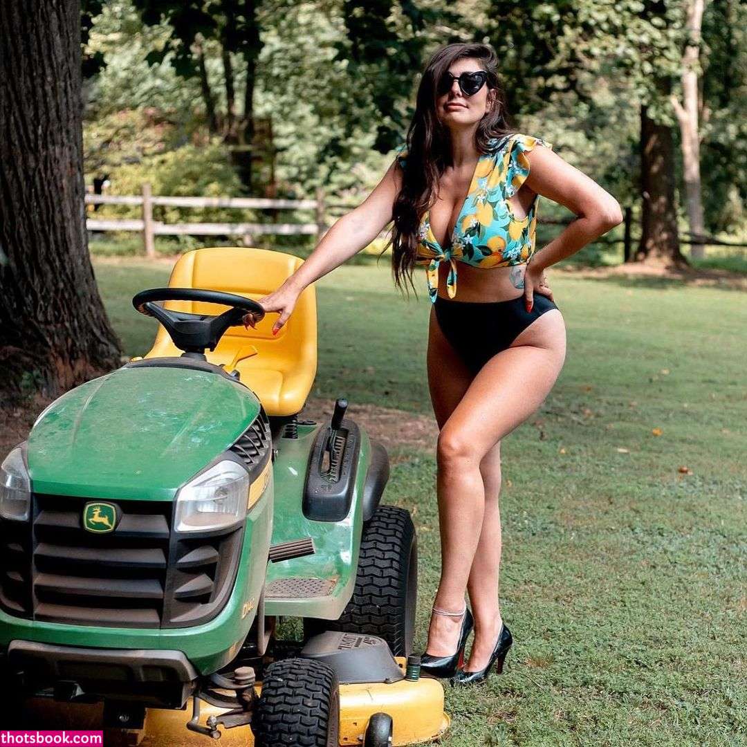 Dailyvitaminb Nude OnlyFans Photos #1 351333