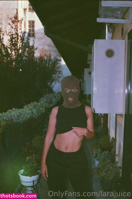 Lara Juice Nude OnlyFans Photos #4 1113046