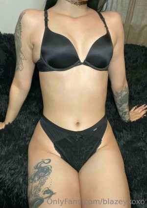 blazeyxoxo Nude OnlyFans Photos #2