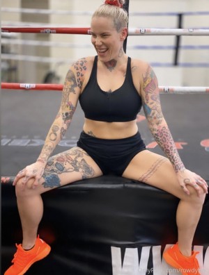 Bec Rawlings Nude OnlyFans Photos #11