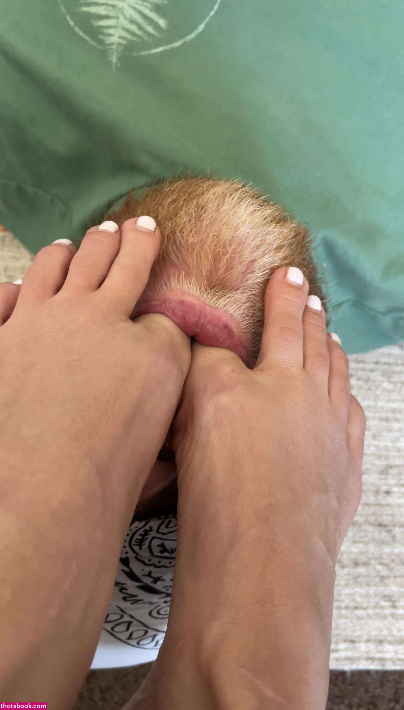 Hang10toes Linzi Little Nude OnlyFans Photos #15 1158408