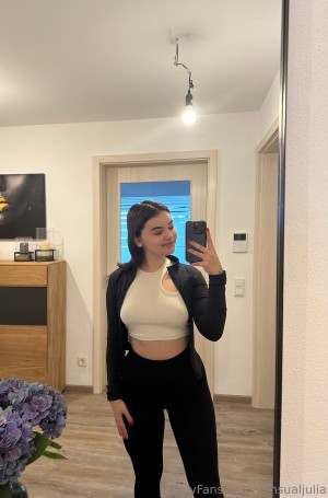 sensualjulia Nude Leaks OnlyFans Photos #3