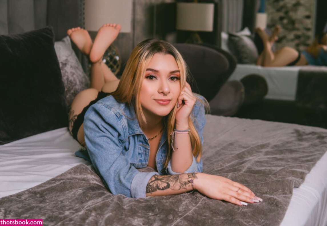 SophiaLaurens SophiaLaurenss trendstudios Nude Leaks OnlyFans Photos #1 1820506