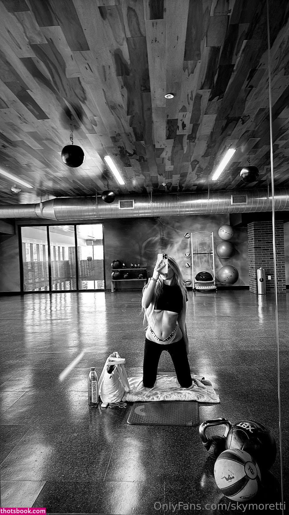 skymoretti Nude Leaks OnlyFans Photos #3 1801257