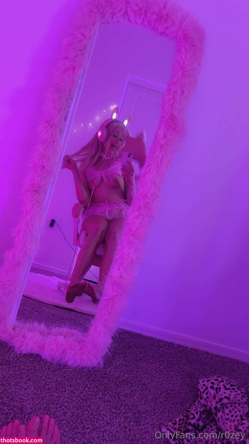 R0zeyy Nude Leaks OnlyFans Photos #4 1813749