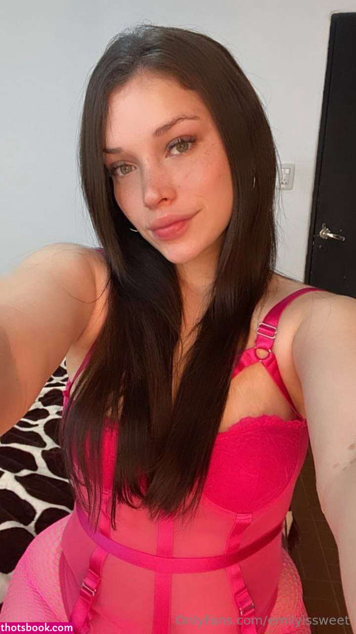 itsemilyissweet Nude Leaks OnlyFans Photos #2 1795180