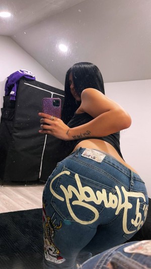 bluntedbetty Nude Leaks OnlyFans Photos #1