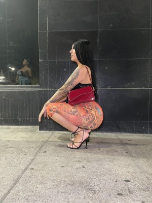 bluntedbetty Nude Leaks OnlyFans Photos #2