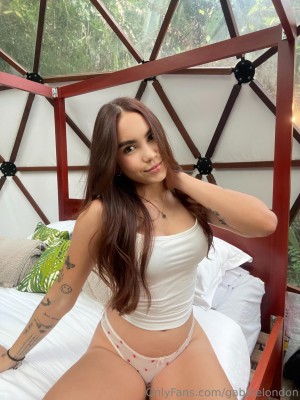 gabbielondon nude Leaks OnlyFans Photos #5