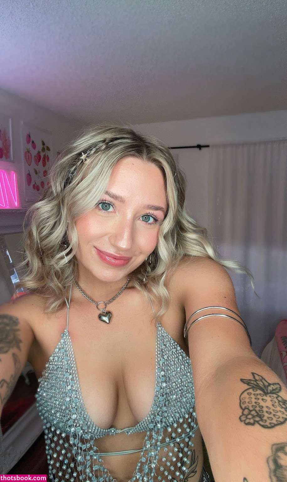 Abbbn0rmal Abby Hubbard Nude Leaks OnlyFans Photos #5 1815682