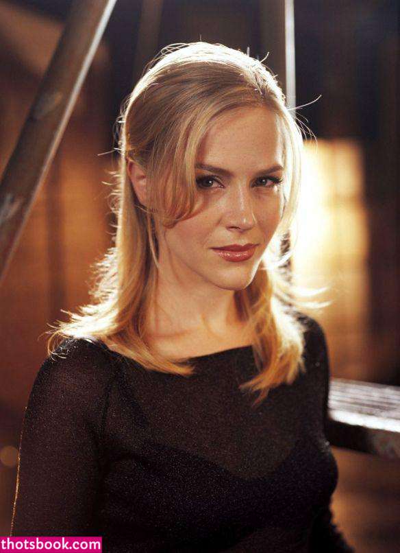 Julie Benz Nude Leaks OnlyFans Photos #5 1804361