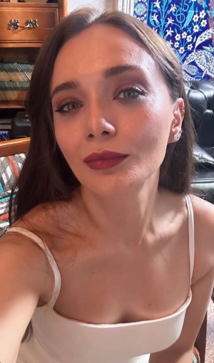 Damla Sonmez Nude Leaks OnlyFans Photos #5