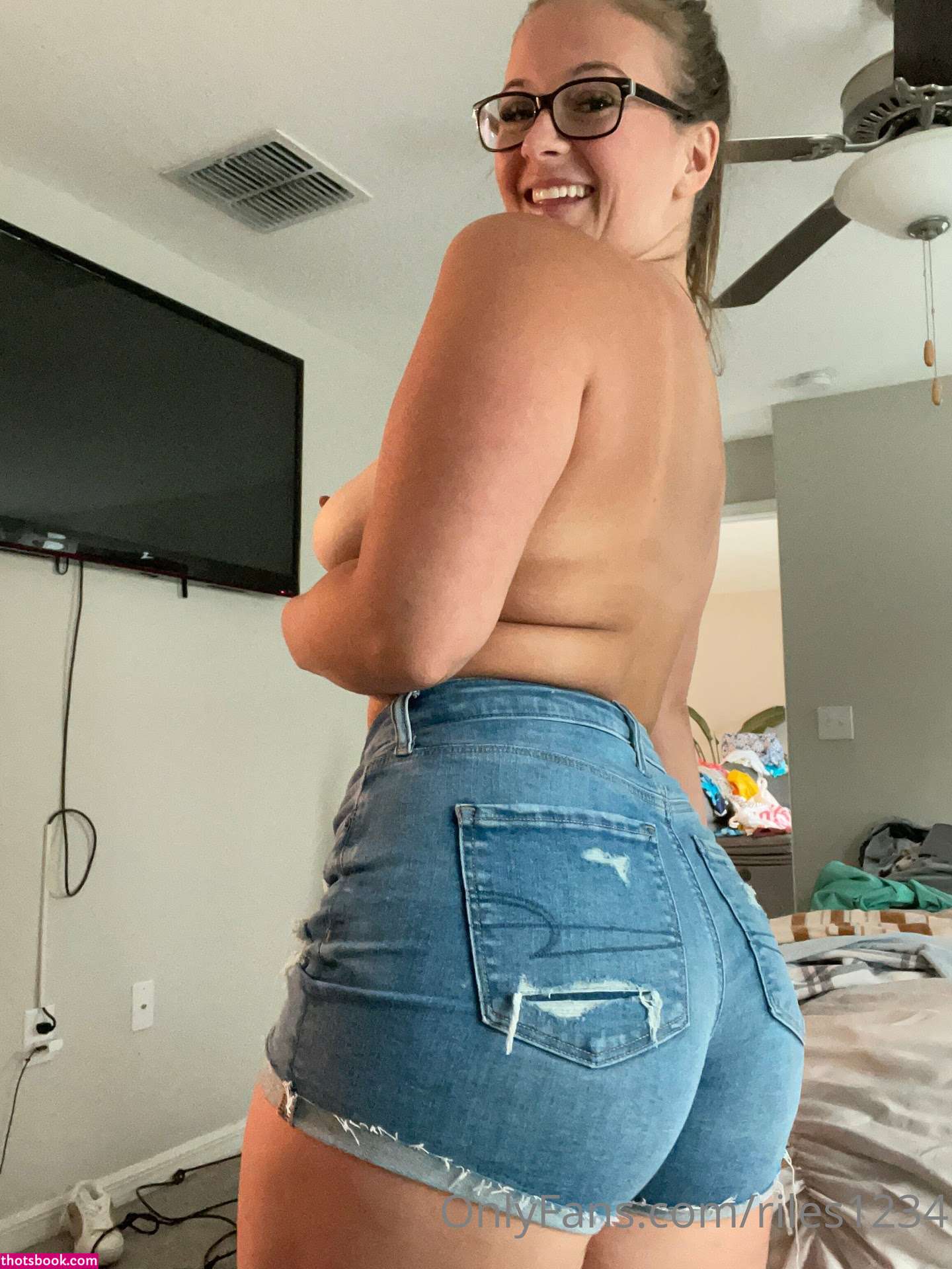 RILEY NIPPER Nude Photos #2 289589