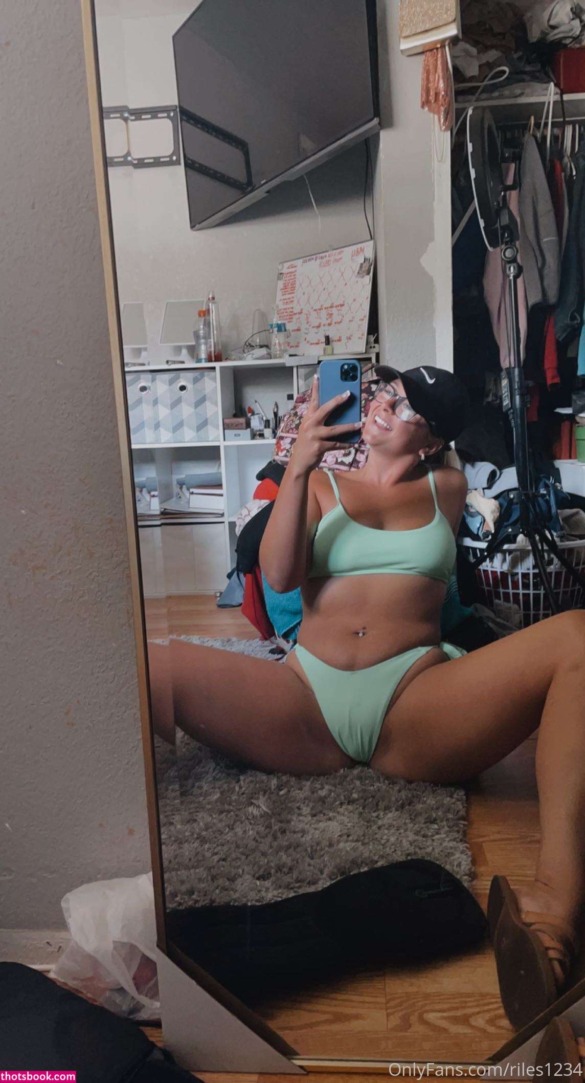 RILEY NIPPER Nude Photos #11 291193