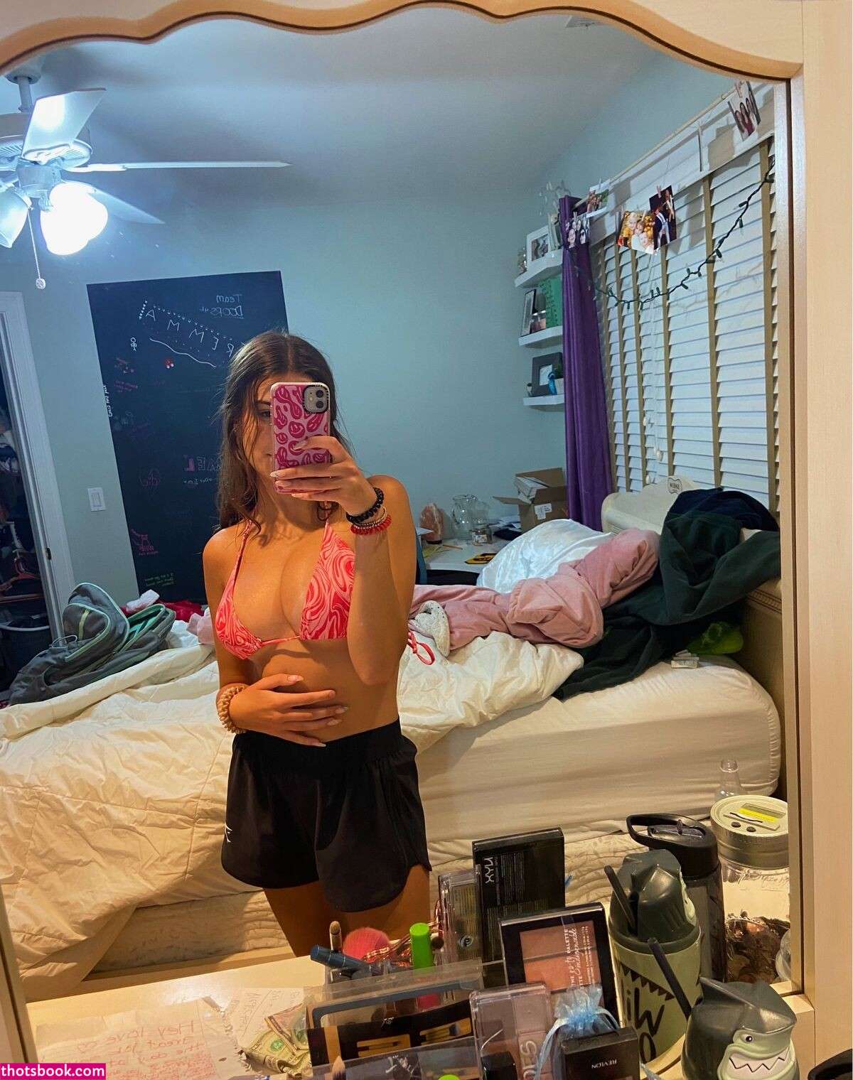 Katie Gilmore Nude Photos #1 291986