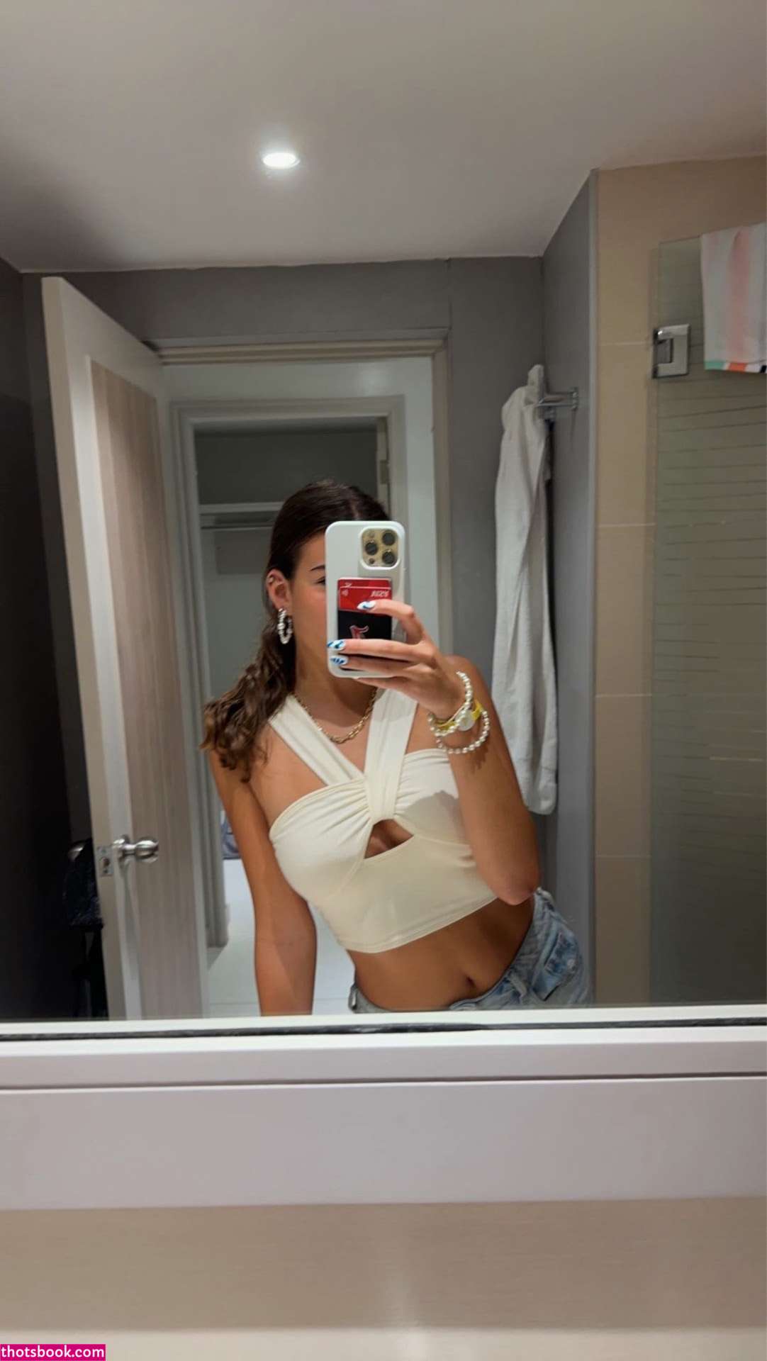 Katie Gilmore Nude Photos #1 291989