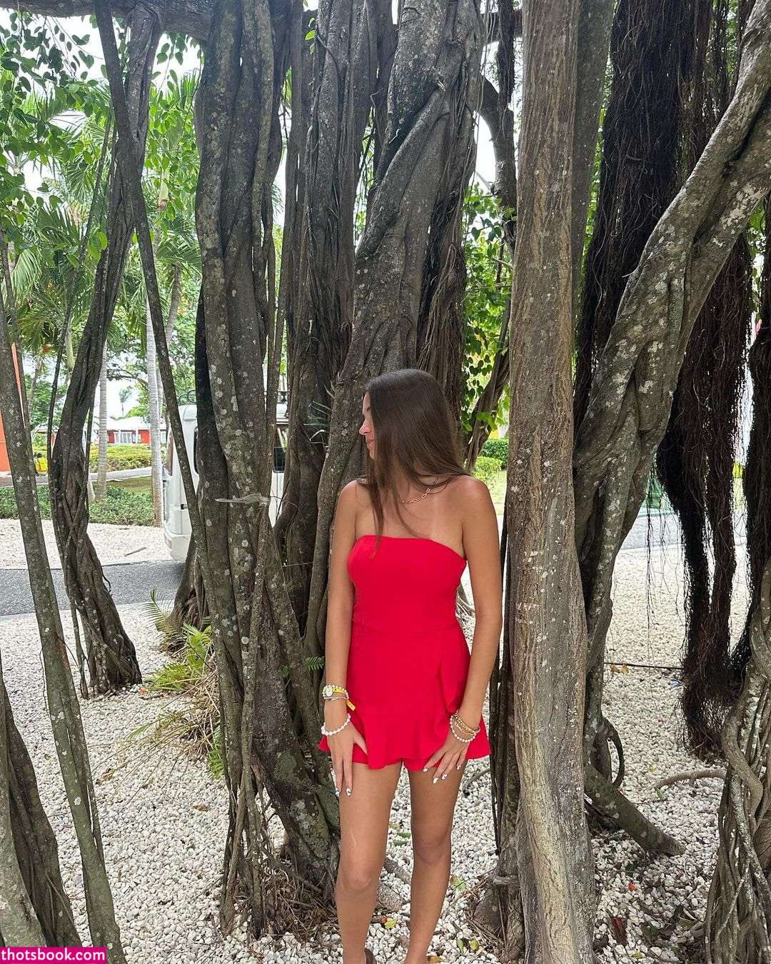 Katie Gilmore Nude Photos #4 292000