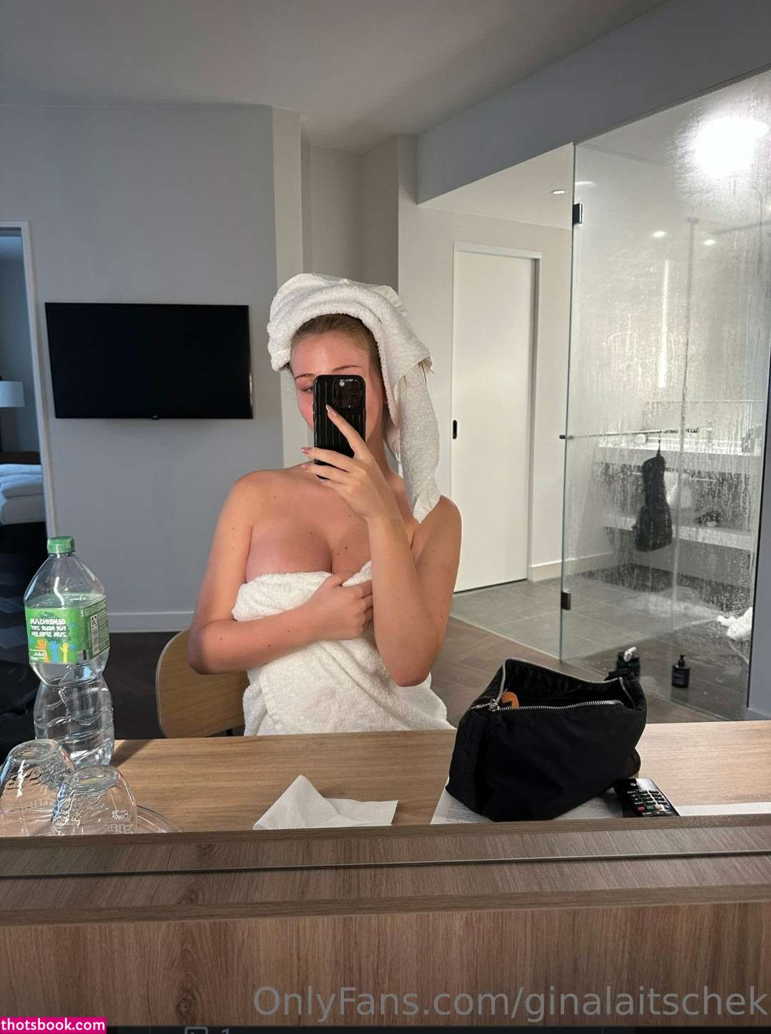 Gina Laitschek Nude Photos #6 307914