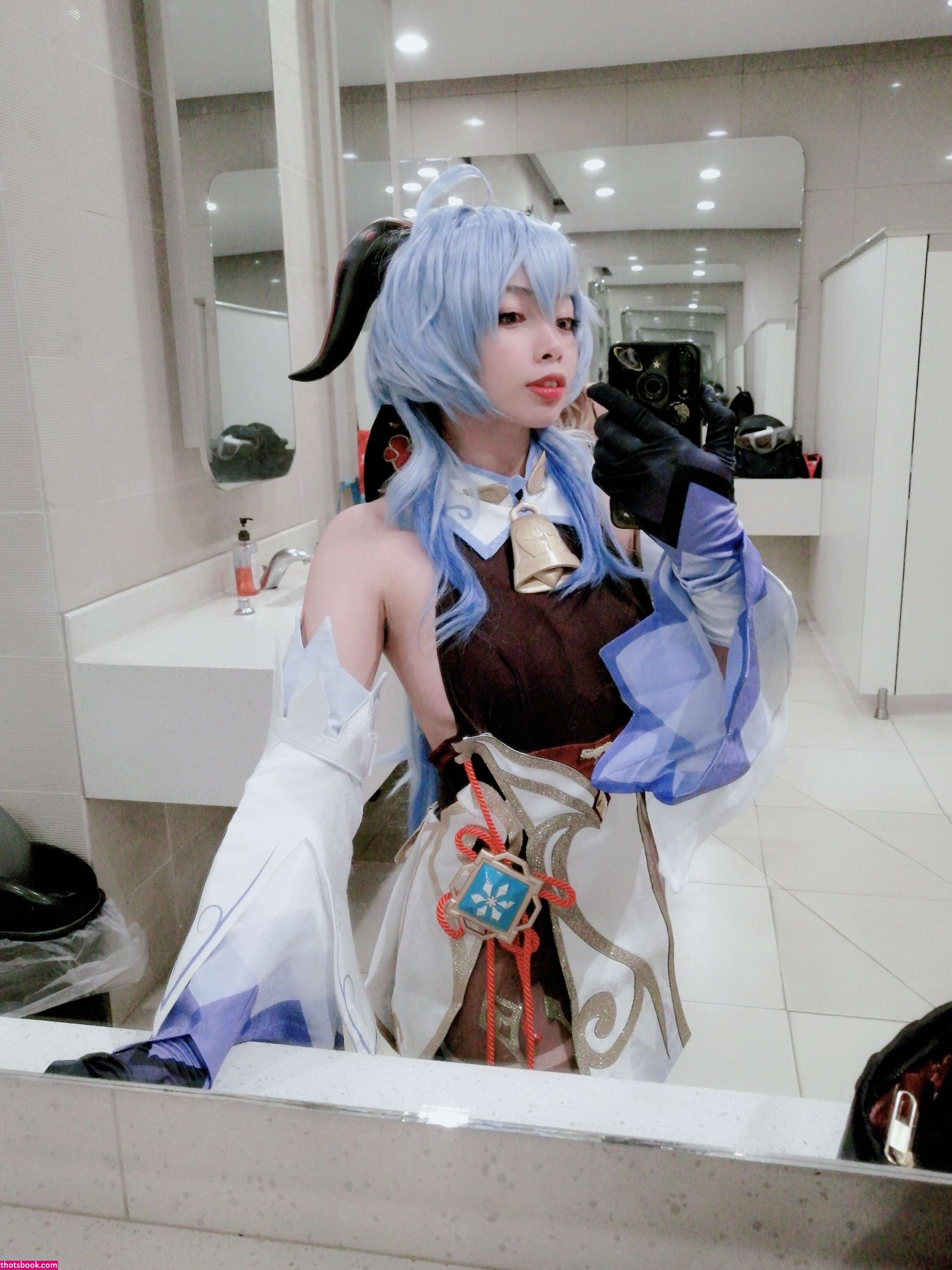 Suji Nude Photos #4 329737