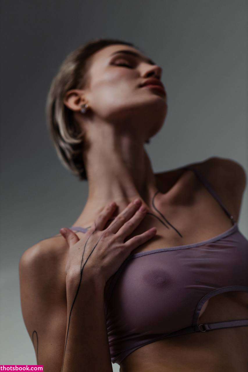 Vialentina Nude Photos #8 300575