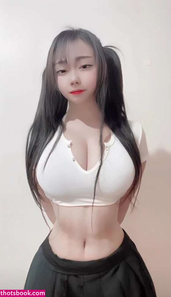 eimiruwu Nude Photos #4 293916