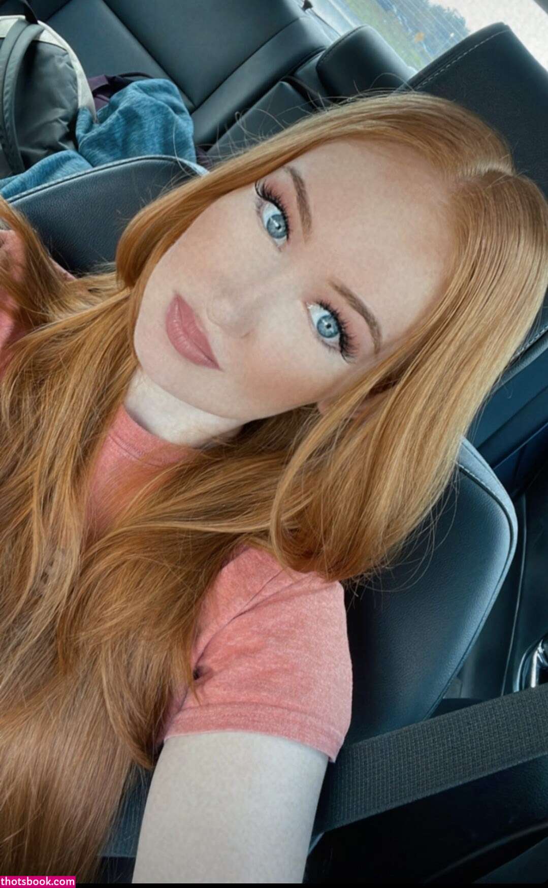 Iksnirub Twins Photos #3 280343