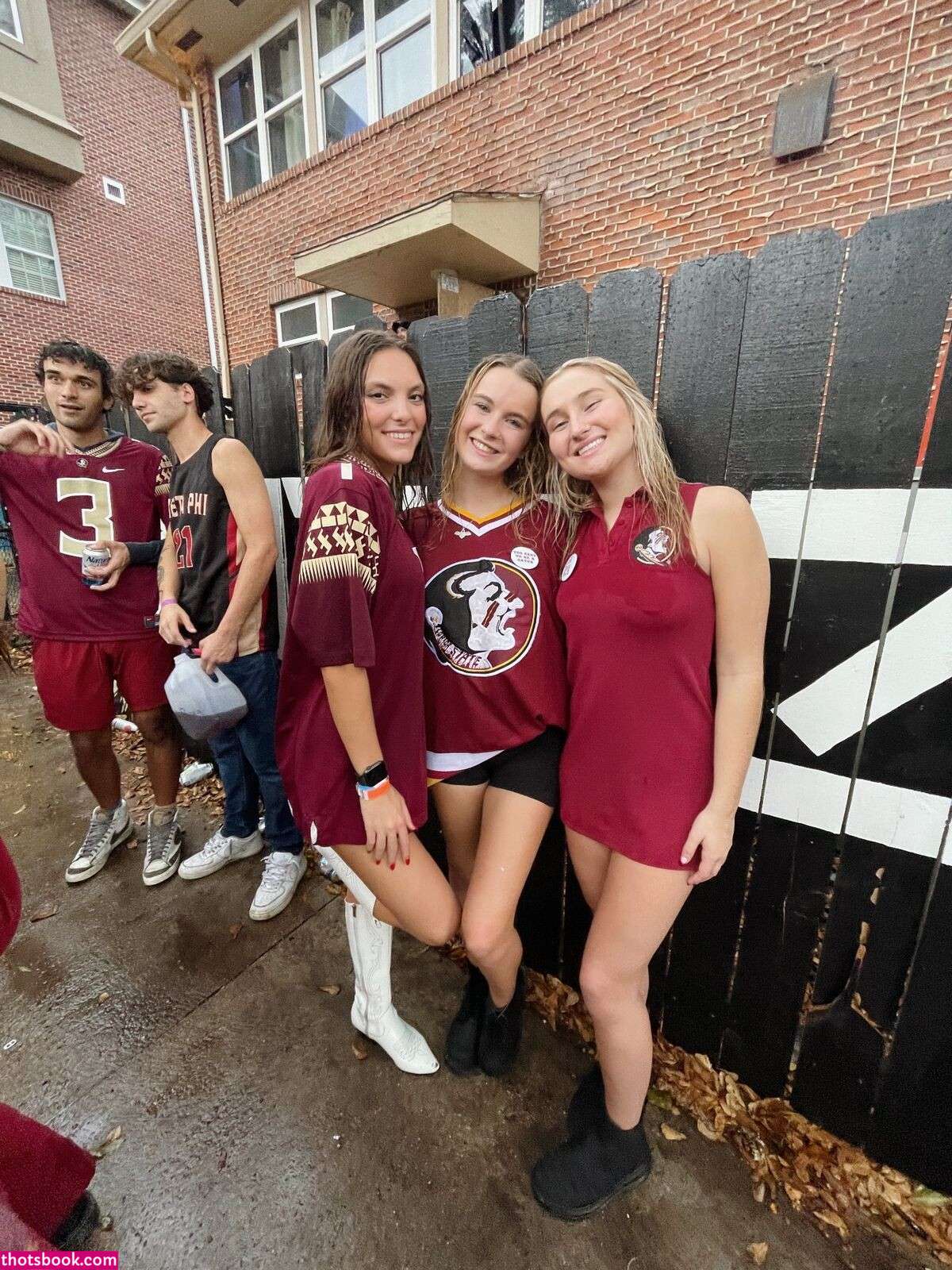 Jackie Aron Photos #3 280397