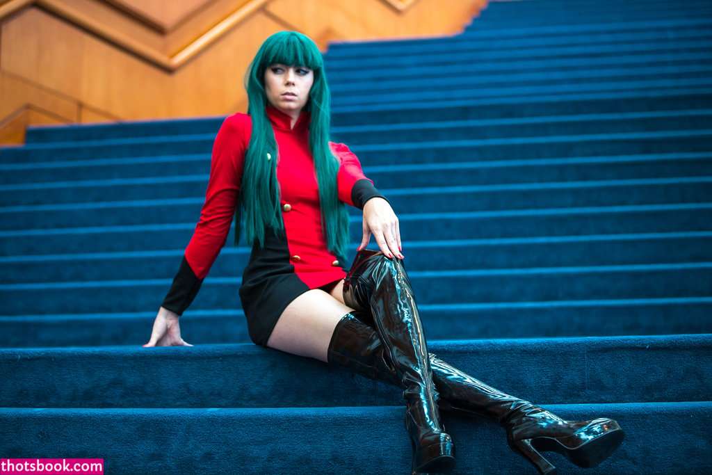 Uncanny Megan Nude Photos #8 297743