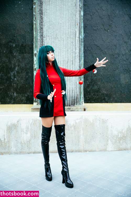 Uncanny Megan Nude Photos #8 297751