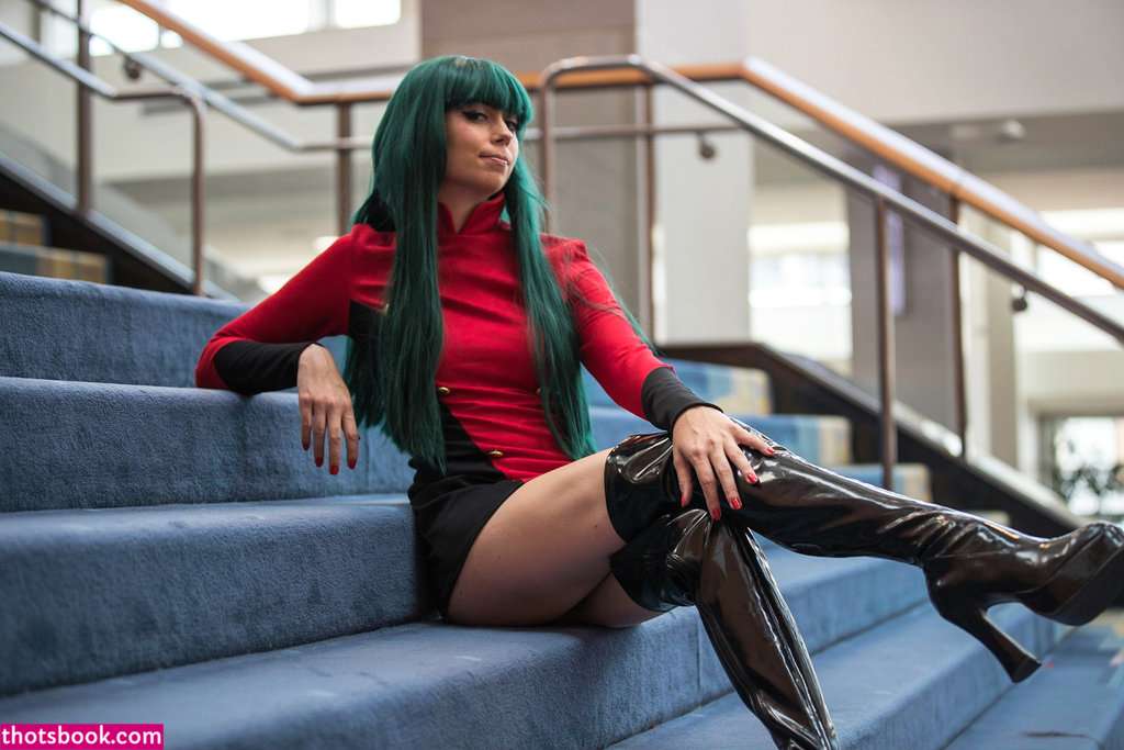 Uncanny Megan Nude Photos #8 297759