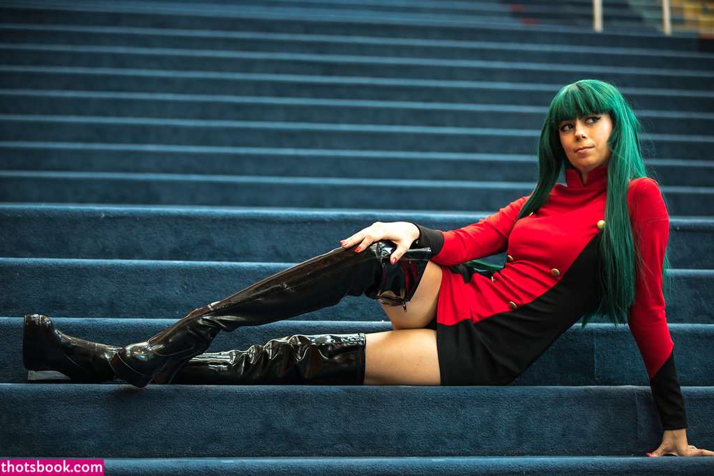 Uncanny Megan Nude Photos #8 297767