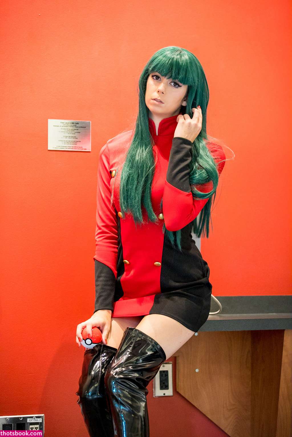 Uncanny Megan Nude Photos #8 297770