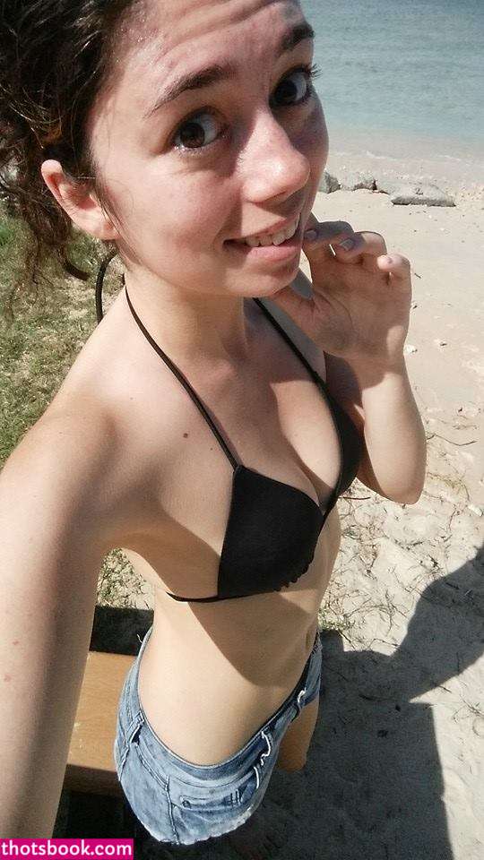 Uncanny Megan Nude Photos #14 298360