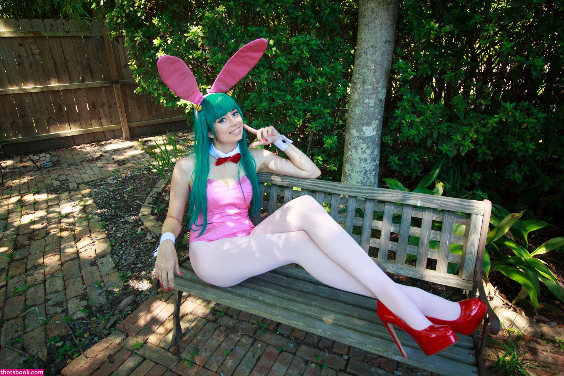 Uncanny Megan Nude Photos #15 298398