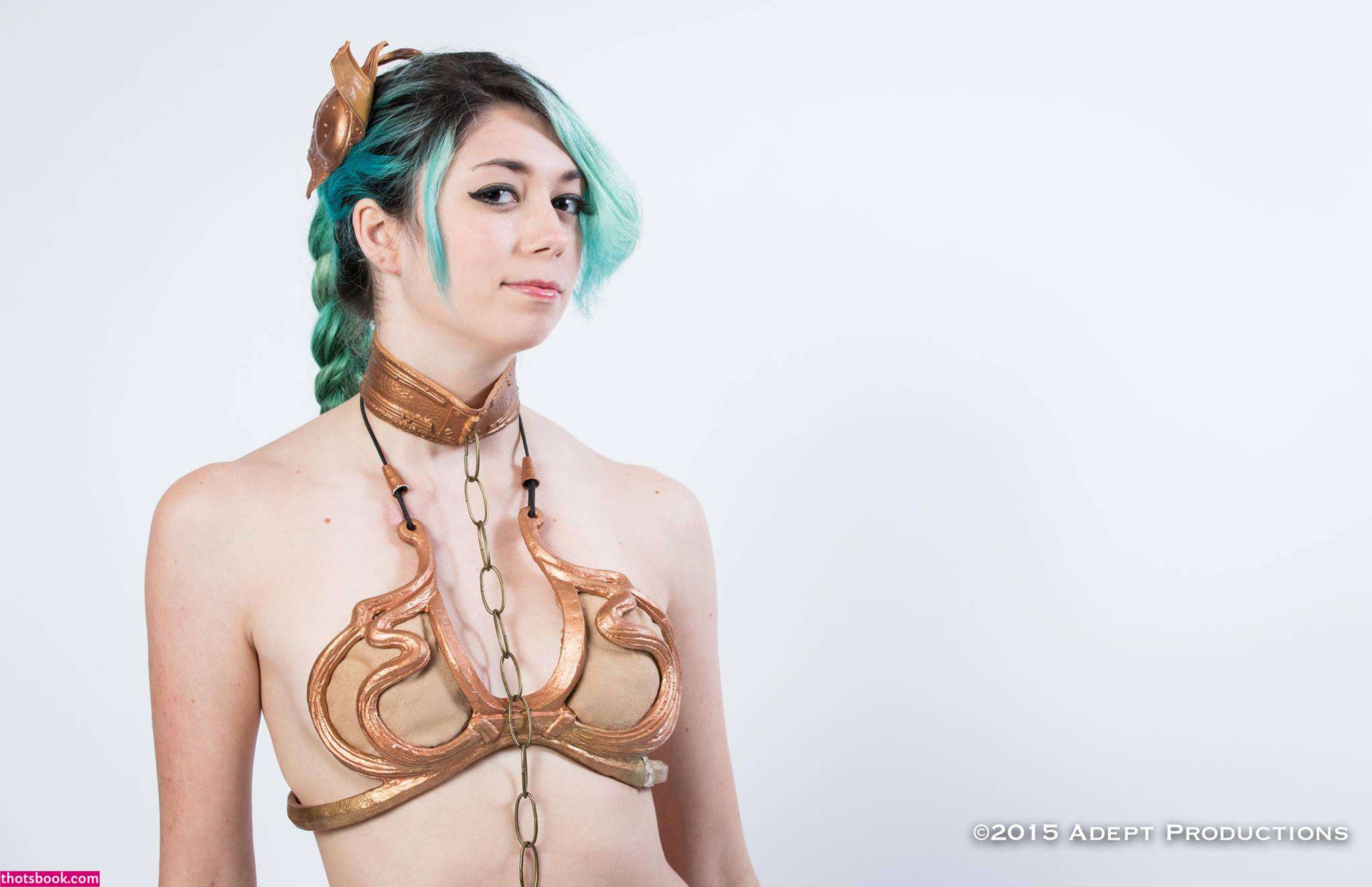 Uncanny Megan Nude Photos #15 298406