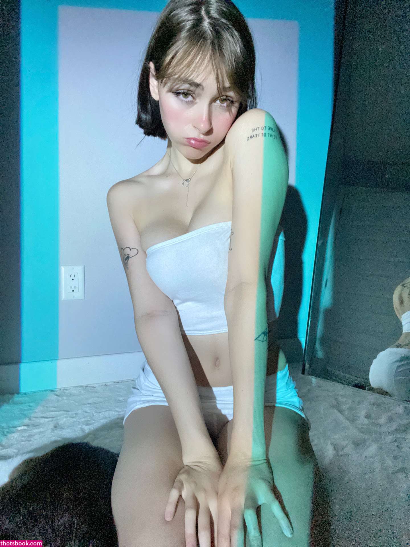 Awholelottazozo Nude Photos #5 306528