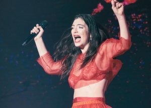 Lorde Photos #9