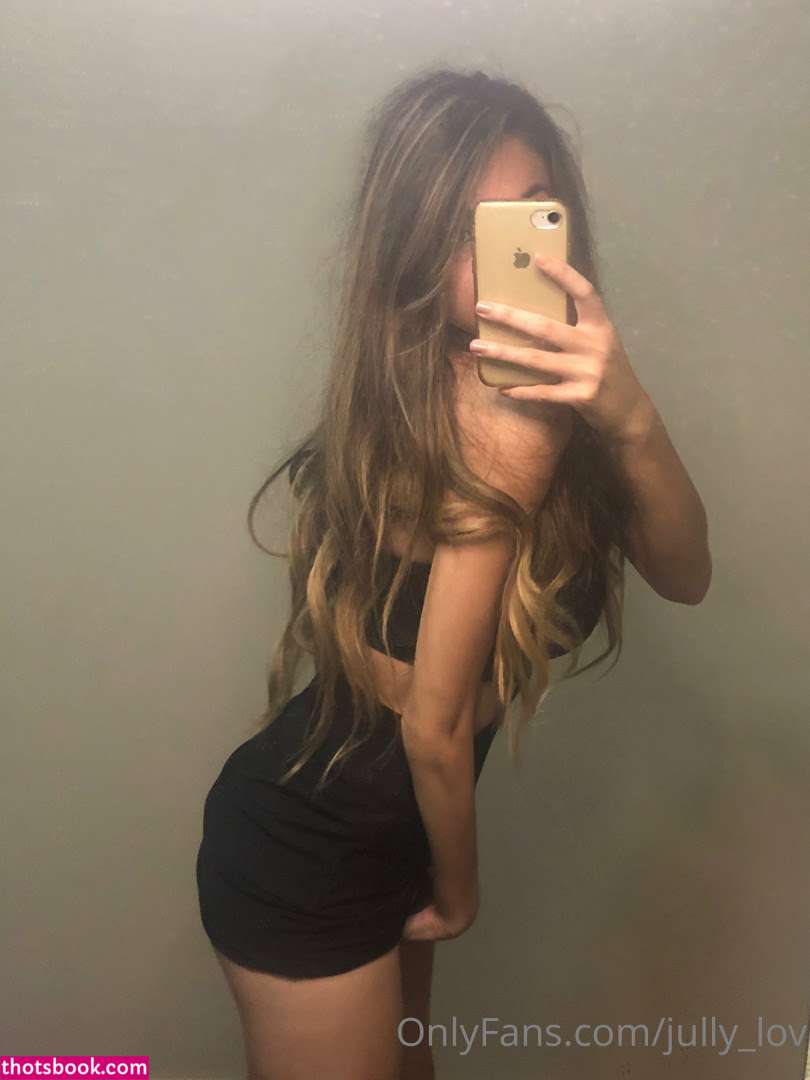 Jully Lov Nude OnlyFans Photos #7 1048422